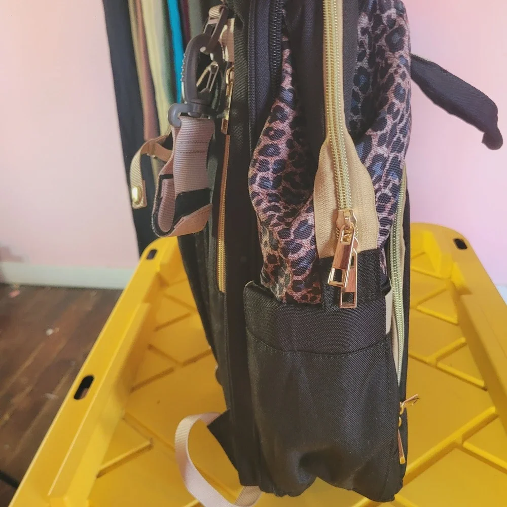 DeBug Diaper Bag Backpack Baby Leopard Insulated Covertible Bassinet Travel Bed